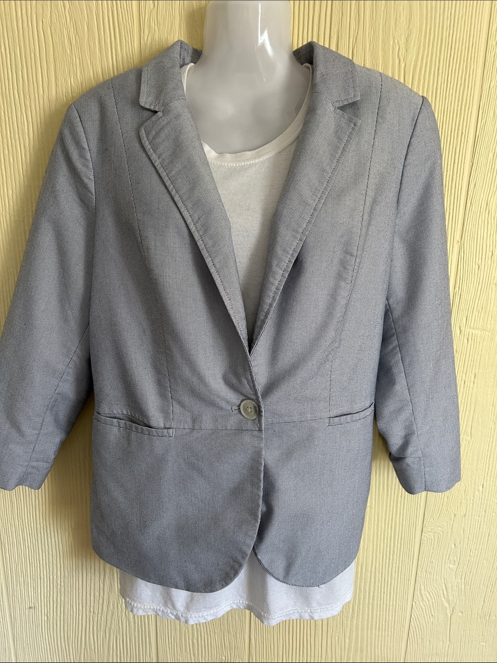 Women's Light Gray Single-Button Blazer